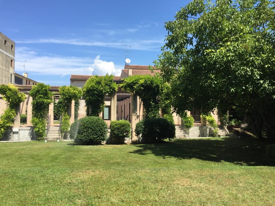 Property building, Garden, Garden view