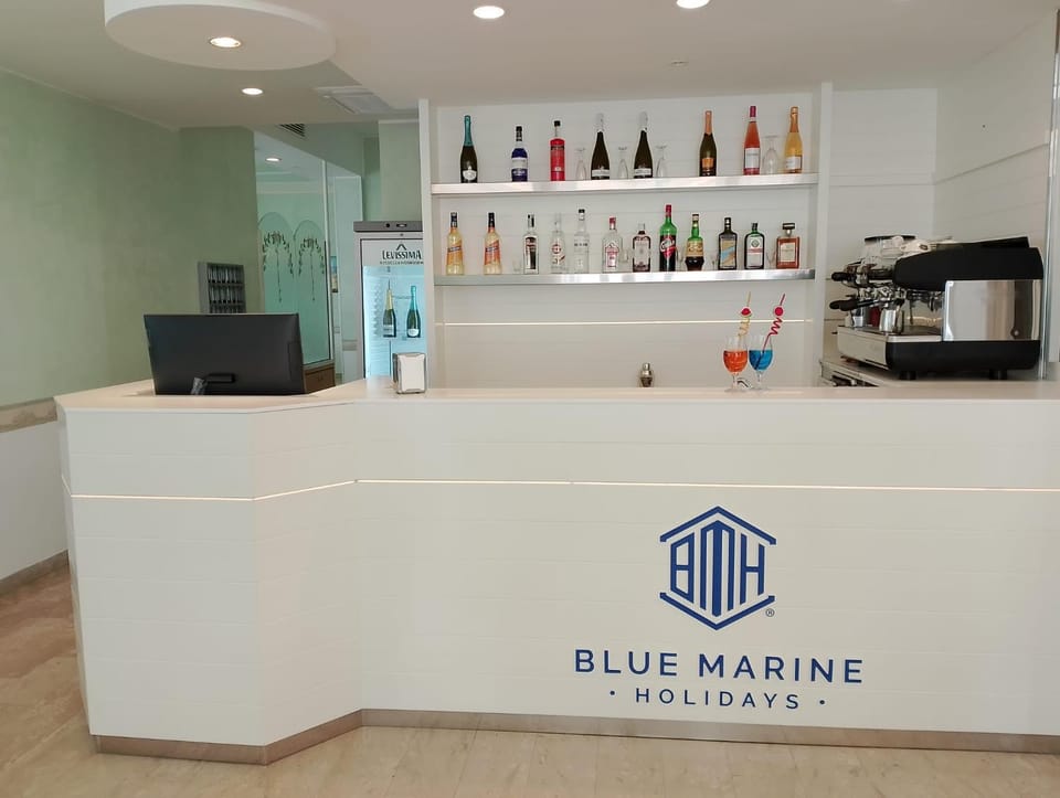 Lounge or bar