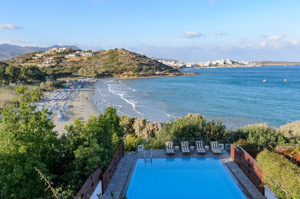 Garden, Beach, Swimming pool