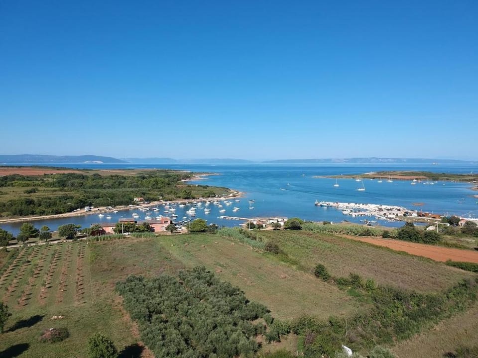 Natural landscape, Bird's eye view, Hiking