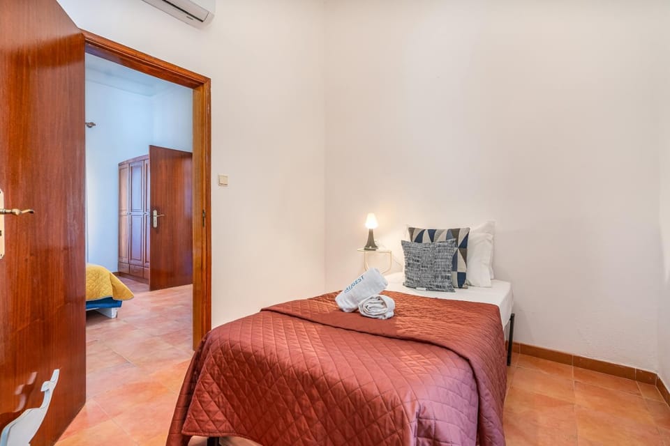 Property building, Bed, View (from property/room), Decorative detail, Decorative detail, Bedroom, On site, Guests, children, older children, Family, towels, wardrobe