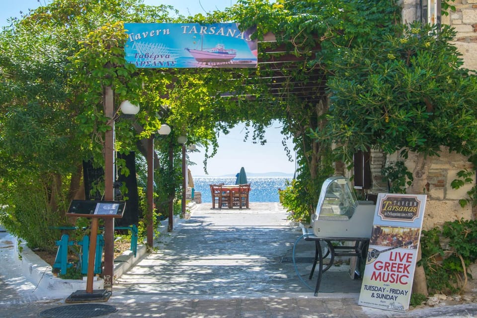 Hotel Tarsanas Hotel in Samos, Greece