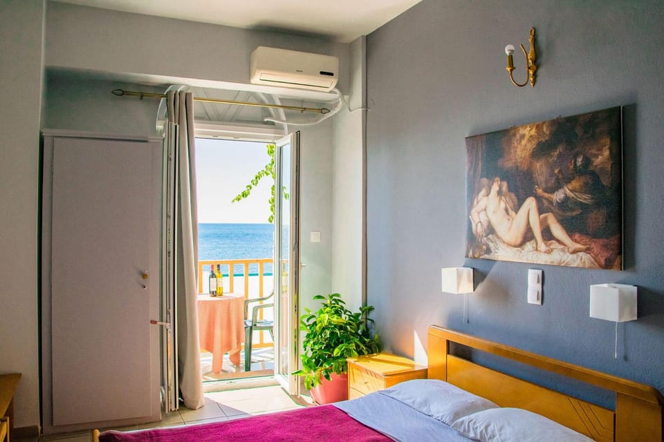 Hotel Tarsanas Hotel in Samos, Greece