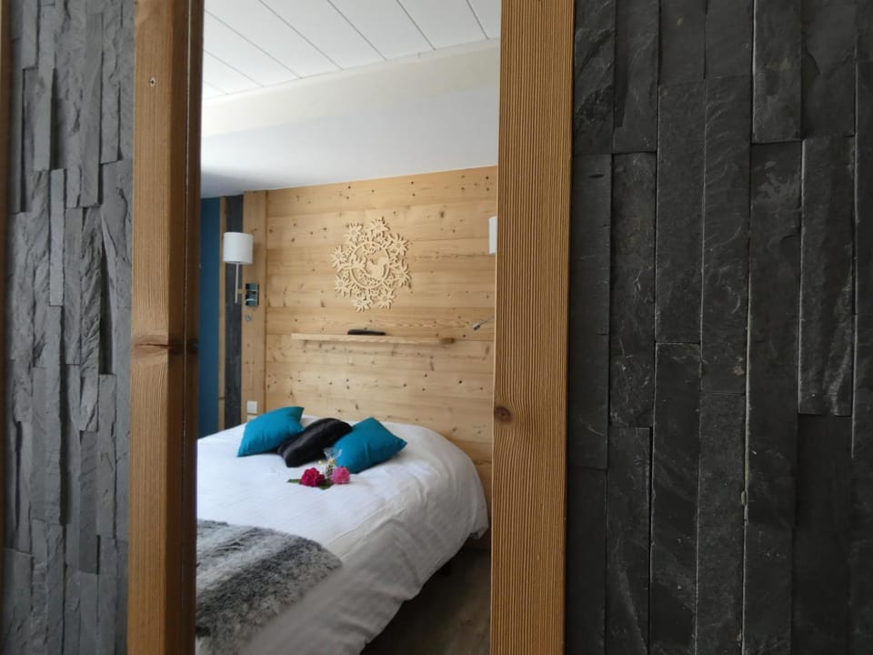 Hôtel Du Midi Hotel in Haute-Savoie