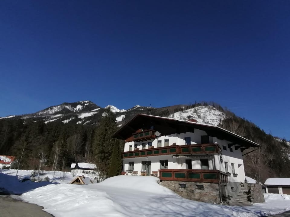 Property building, Natural landscape, Winter