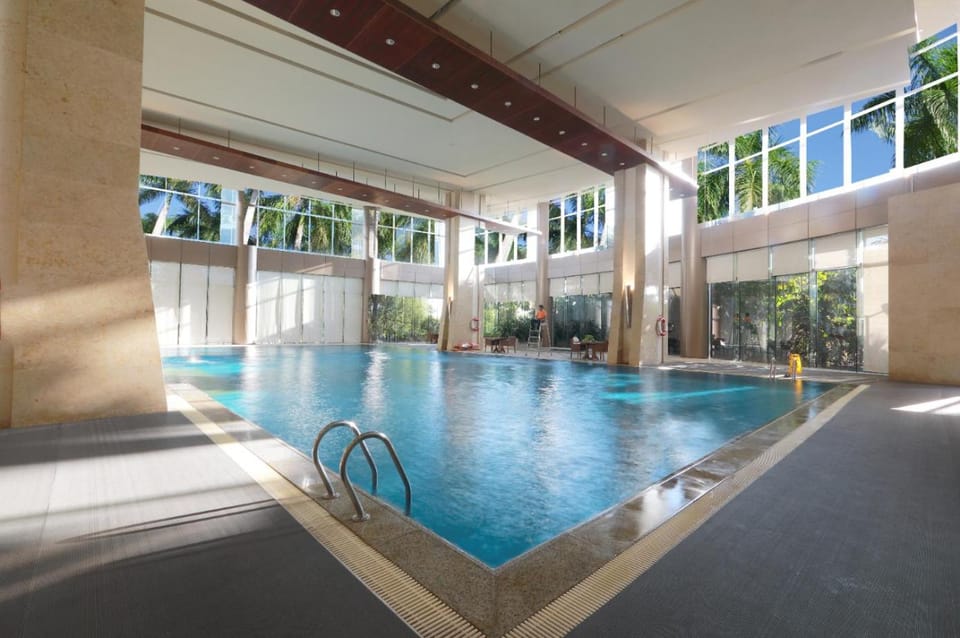 Swimming pool, Swimming pool
