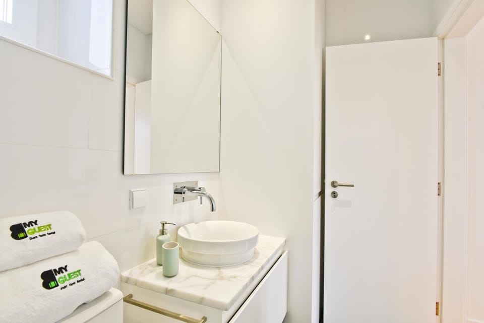 BmyGuest - Arroios Cosy Apartment Apartment in Lisbon