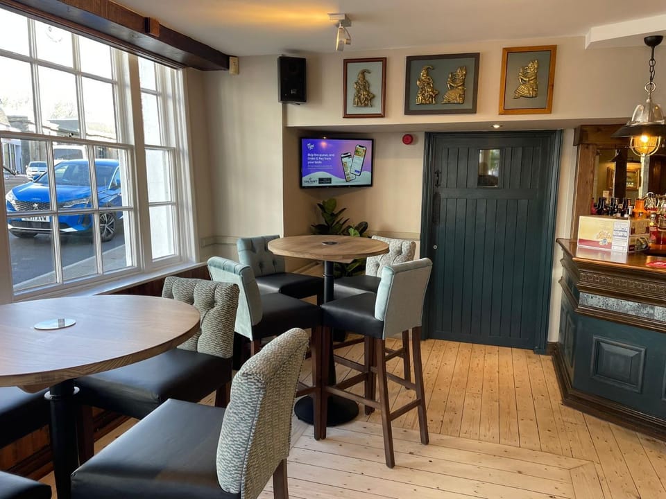 Lounge or bar