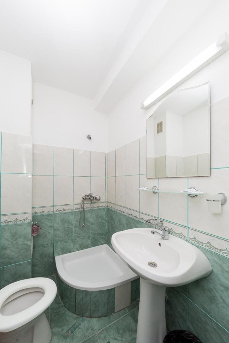 Casa Blanca din COSTINESTI Bed and Breakfast in Constanța County