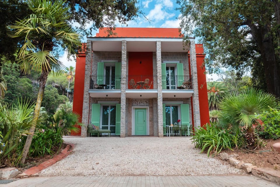 Camping Village Rosselba Le Palme Resort in Tuscany