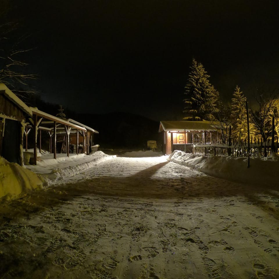 Zbójnicki Ostęp-Nocleg Trapera Nature lodge in Lower Silesian Voivodeship