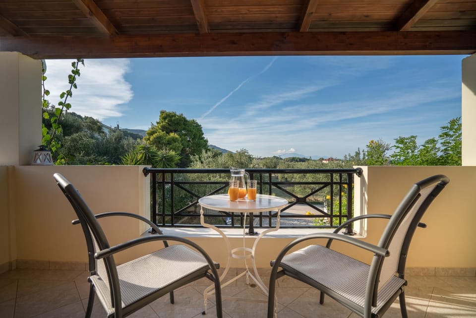 Natural landscape, View (from property/room), Balcony/Terrace
