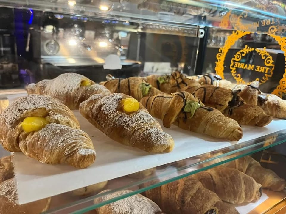 La Piazzetta Inn in Province of Brescia