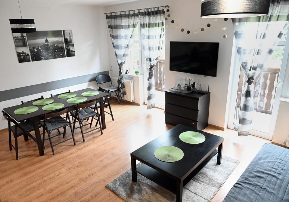Szklarska Poręba dwupoziomowy, duży apartament z garażem i sauną Apartment in Lower Silesian Voivodeship
