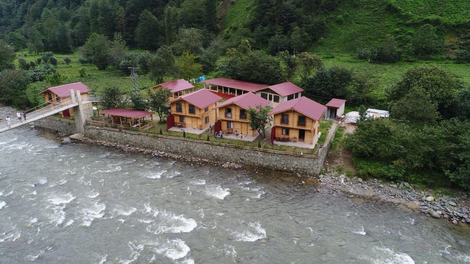 Facade/entrance, River view