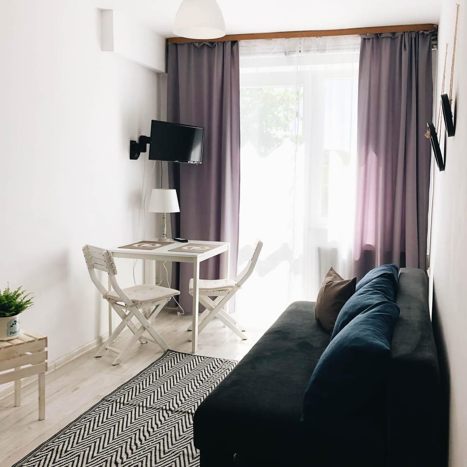 Living room, Photo of the whole room