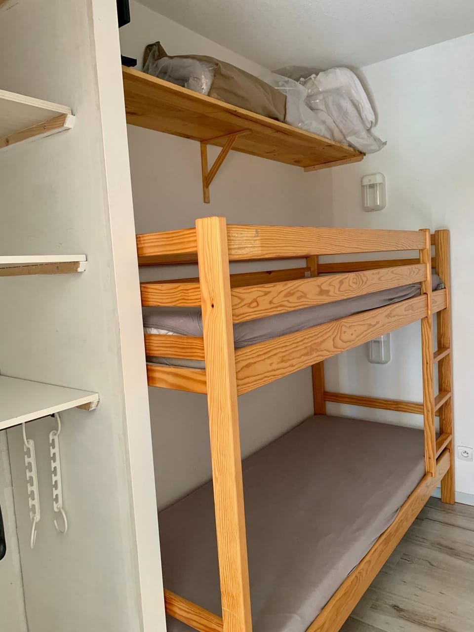 La Source Blanche Saint Jean Montclar Apartment in Provence-Alpes-Côte d'Azur