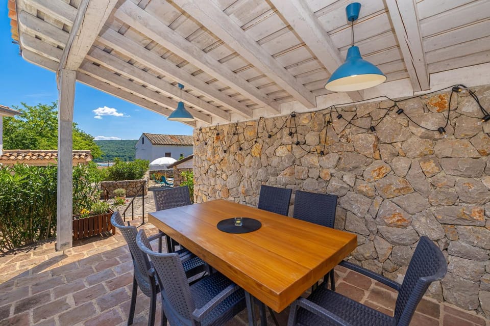 Balcony/Terrace, Dining area