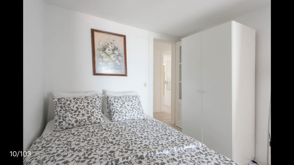 Penthouse Magnificent River view in Alfama Apartment in Lisbon