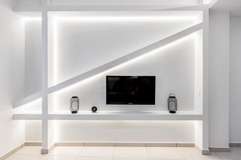 Communal lounge/ TV room, TV and multimedia