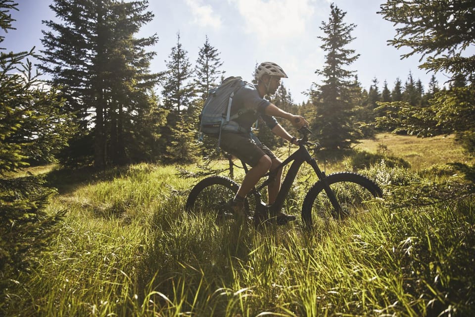 Day, People, Natural landscape, Cycling, group of guests