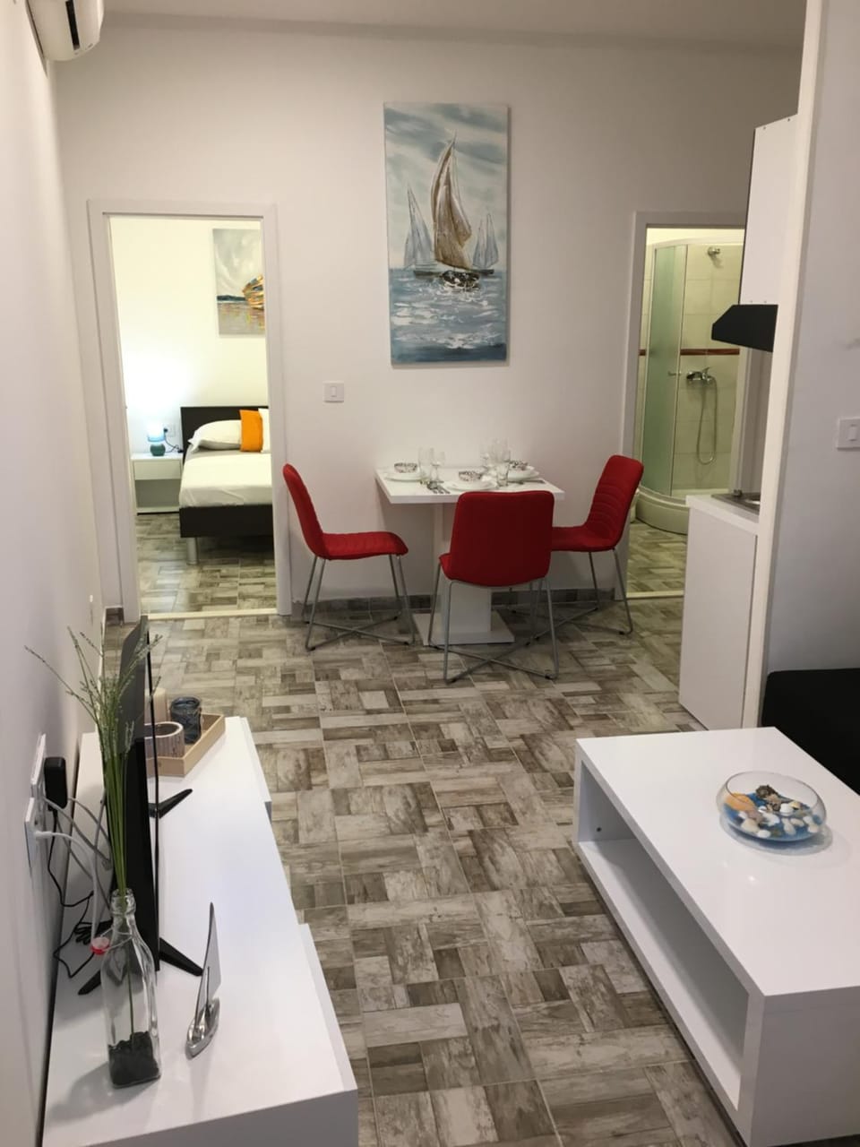 Living room, Dining area