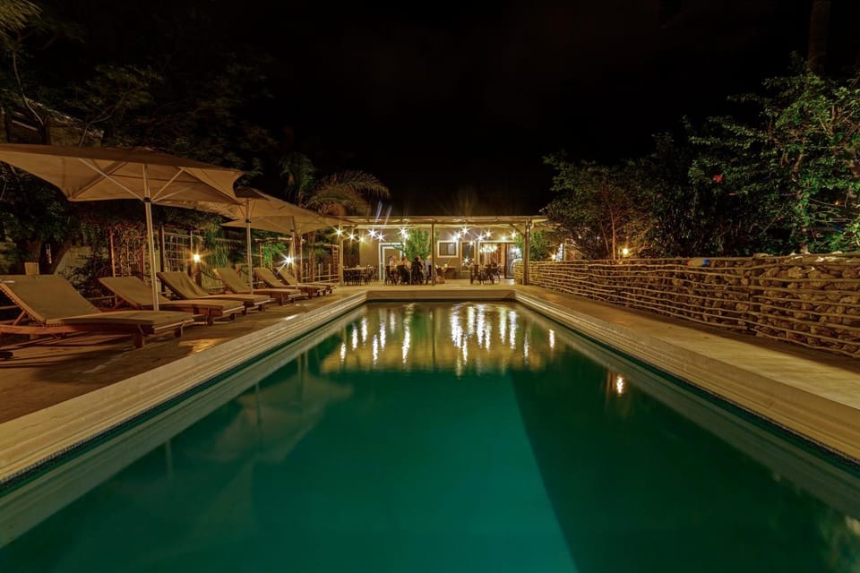 Swimming pool, Swimming pool