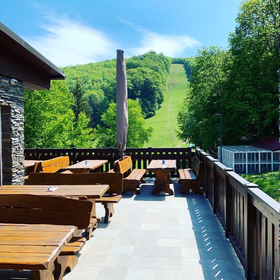 Natural landscape, Balcony/Terrace, Mountain view