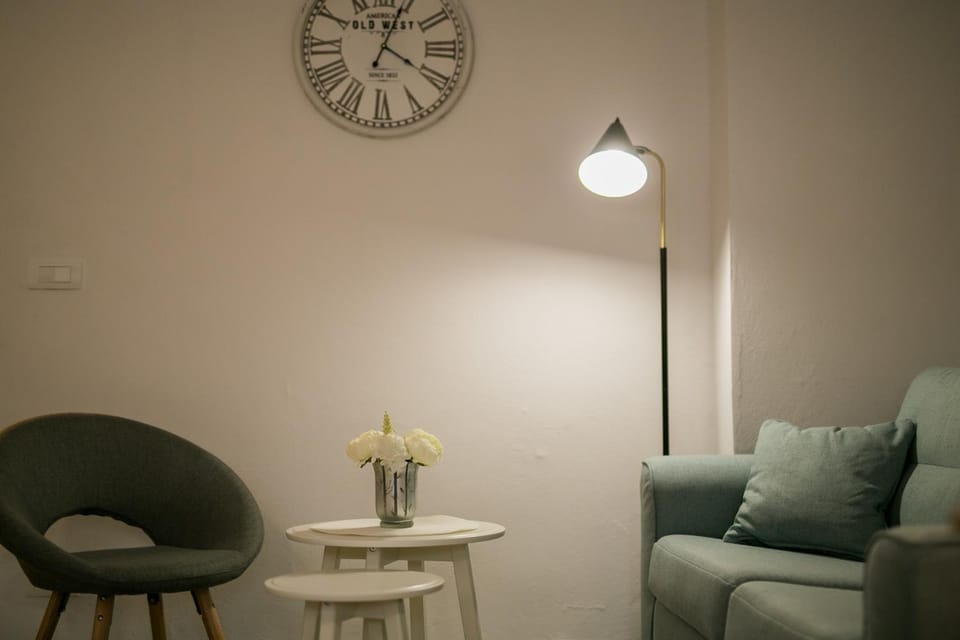 Living room, Decorative detail