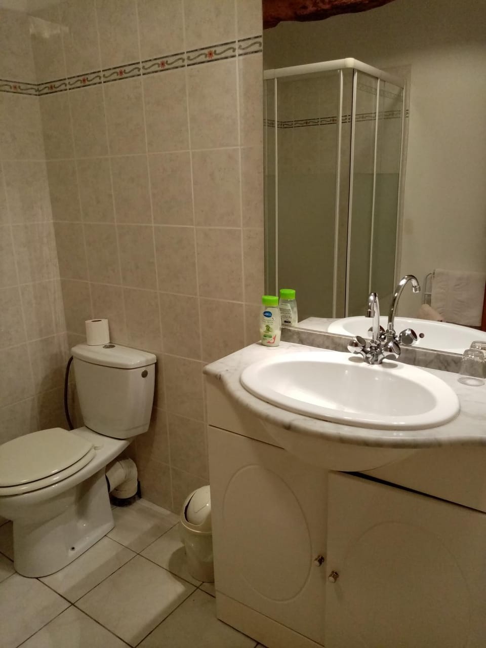 Chambres d'Hôtes d' En Jouti Bed and Breakfast in Occitanie