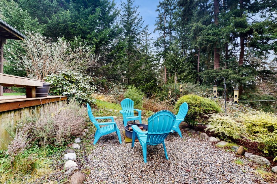 Goss Lake Getaway House in Camano Island