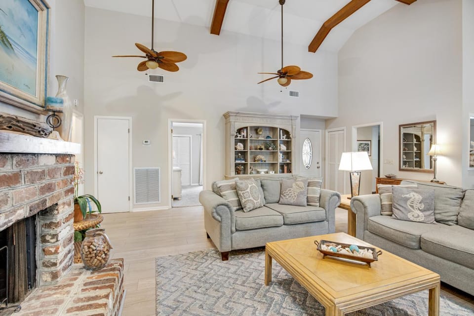 105 Surfscoter House in Kiawah Island