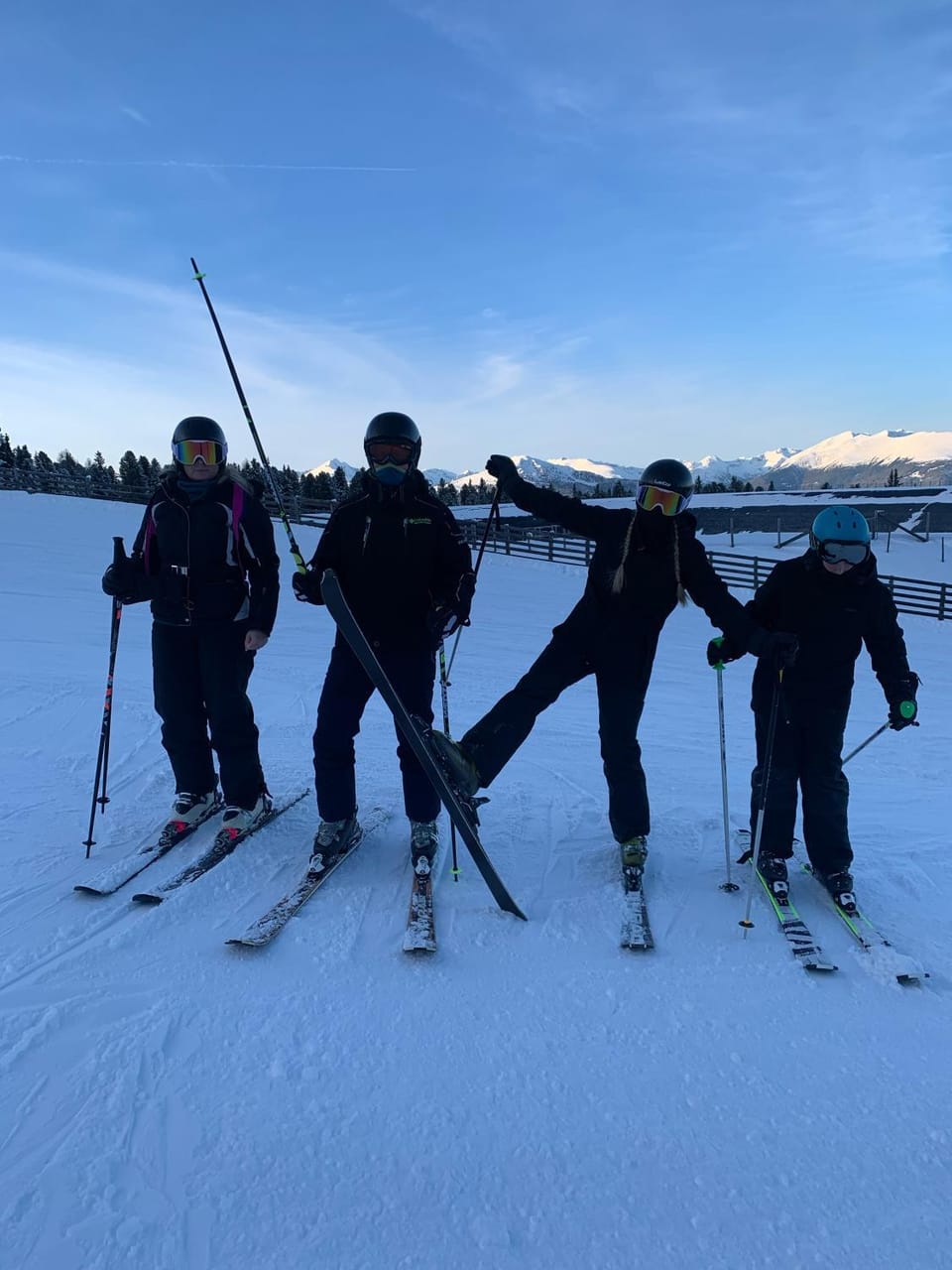 Nearby landmark, Neighbourhood, Ski School, Ski School, Skiing, Skiing, Sports