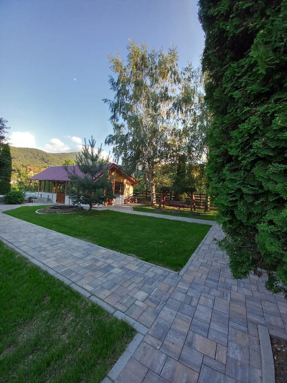Rapsodia Muntilor Bed and Breakfast in Brașov County