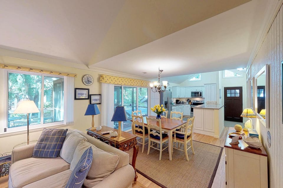 443 Oceanwood Cottage House in Kiawah Island