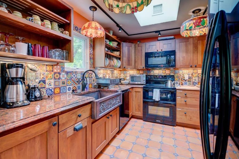 Vintage Rockport Escape House in Rockport