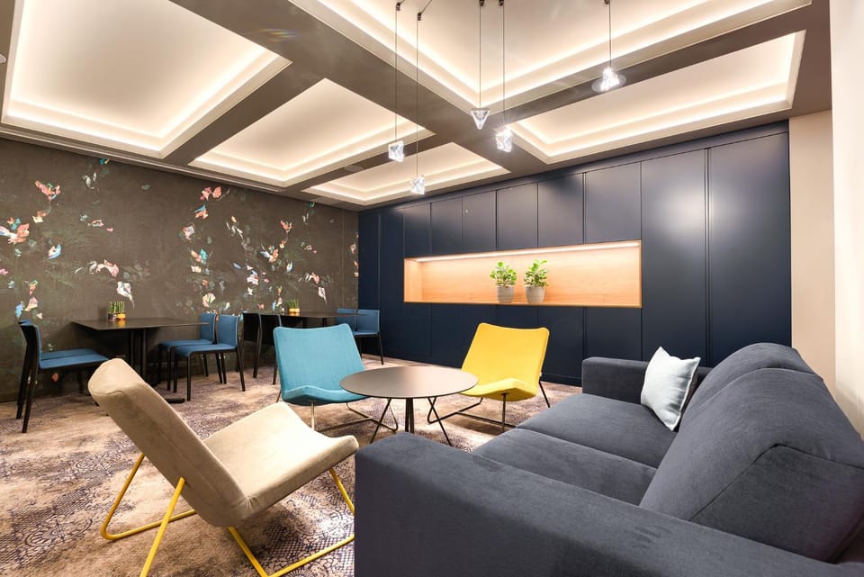 Banquet/Function facilities, Meeting/conference room