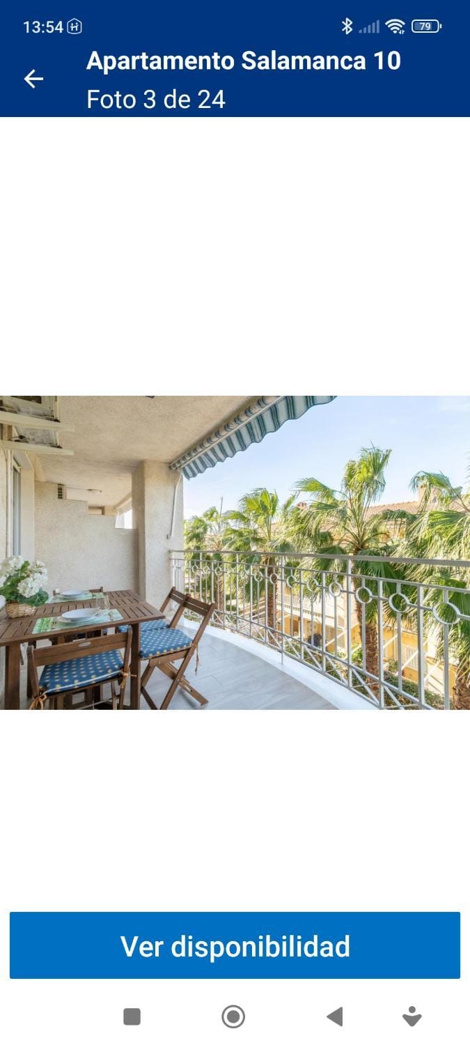 Balcony/Terrace, Text overlay