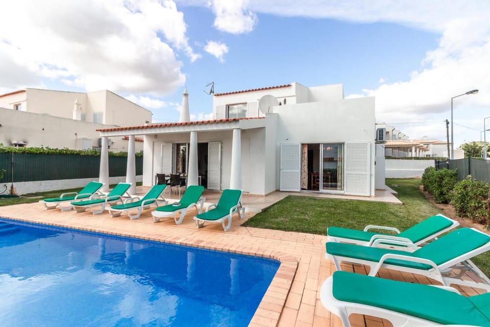 Garden, Swimming pool