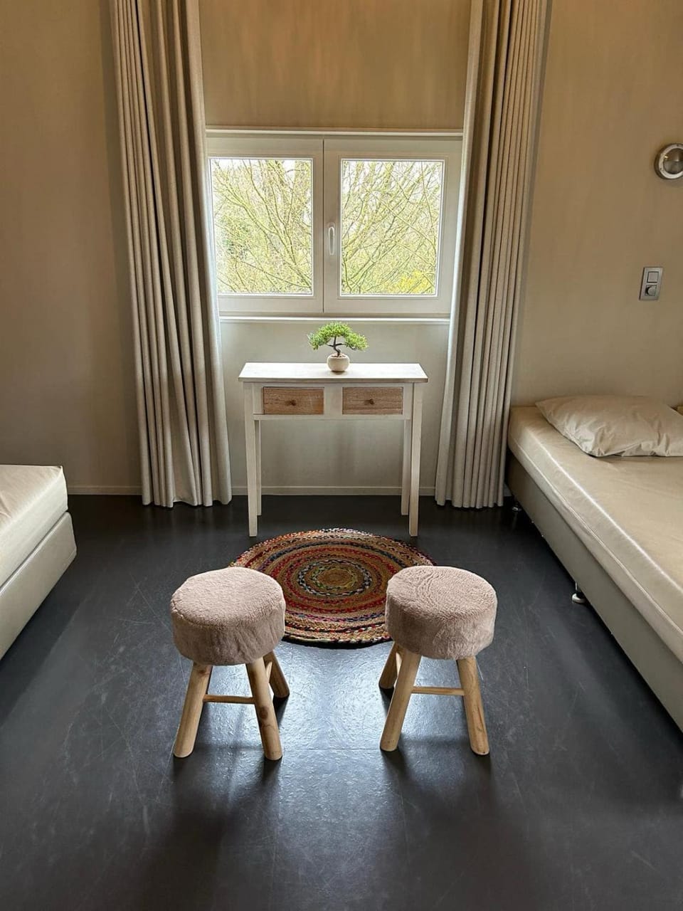 Decorative detail, Bedroom