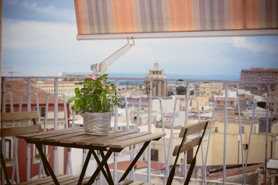 Balcony/Terrace, City view
