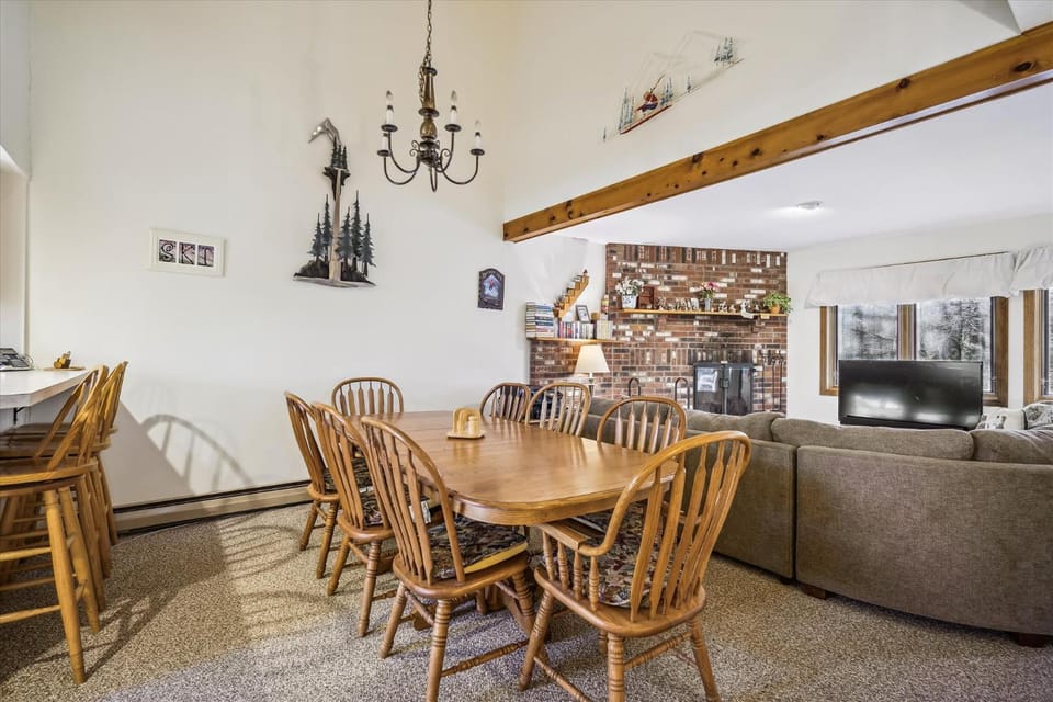 Glazebrook Townhouse Unit J5 House in Mendon