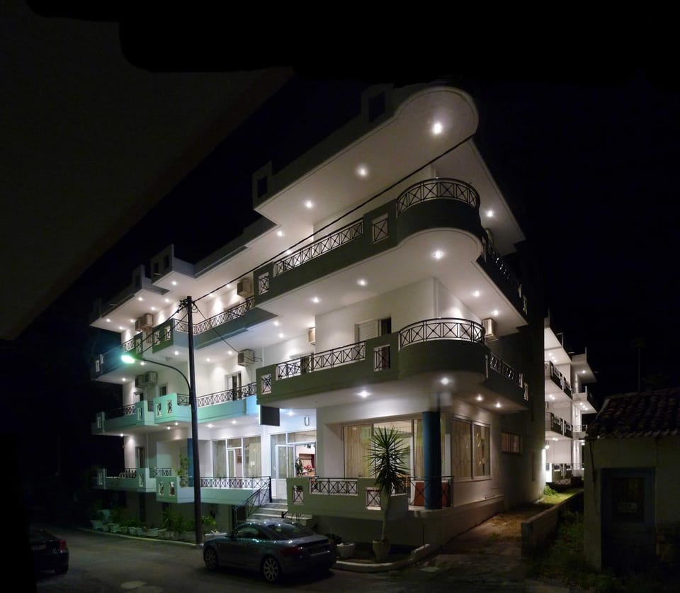 Facade/entrance, Facade/entrance, Night