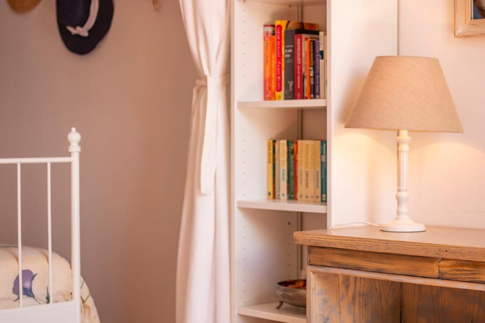 Living room, Bedroom