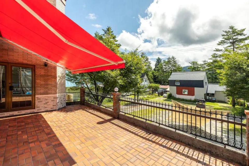 BBQ facilities, Balcony/Terrace