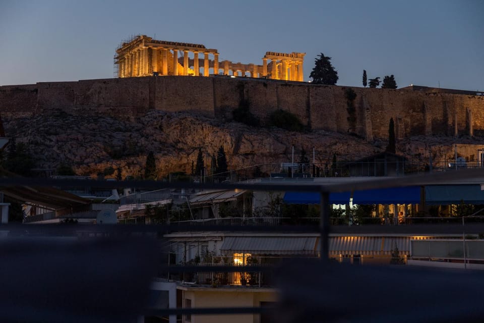 Acropolis Stylish Suite Apartment in Athens