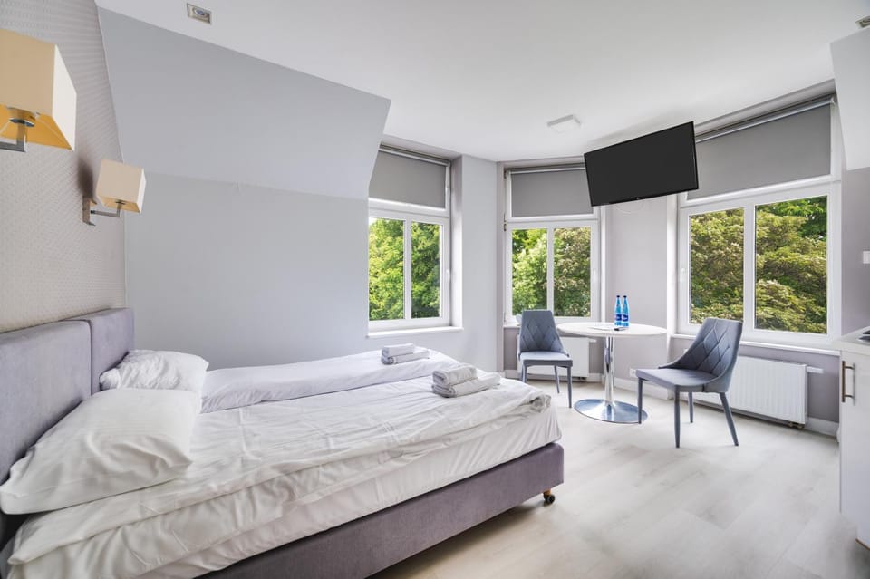 Seating area, Bedroom