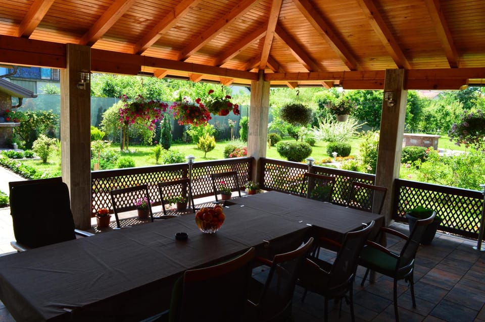 Seating area, Garden view