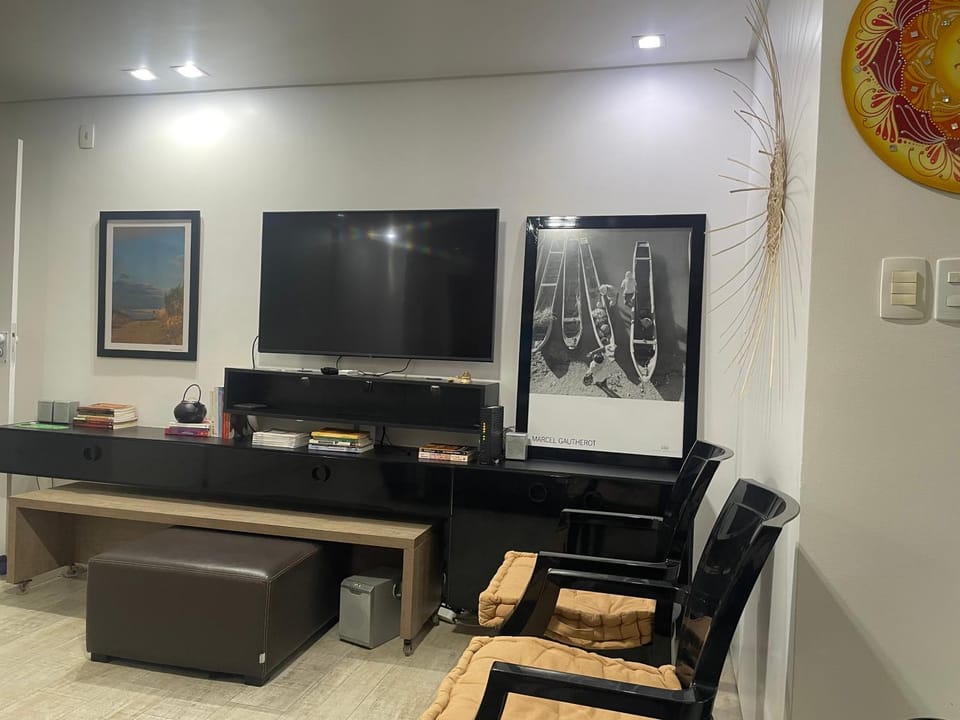 Communal lounge/ TV room, TV and multimedia, Seating area
