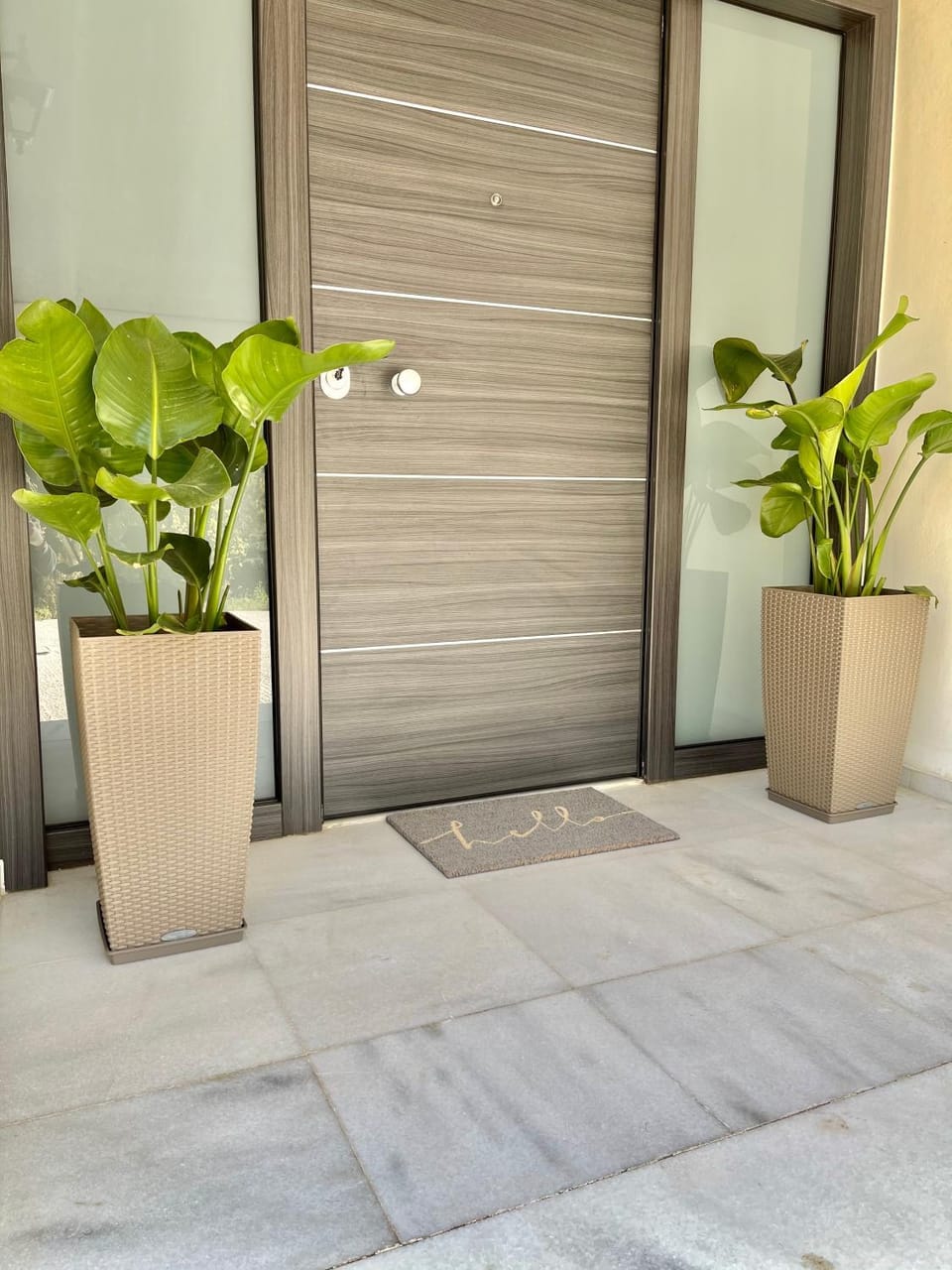 Facade/entrance